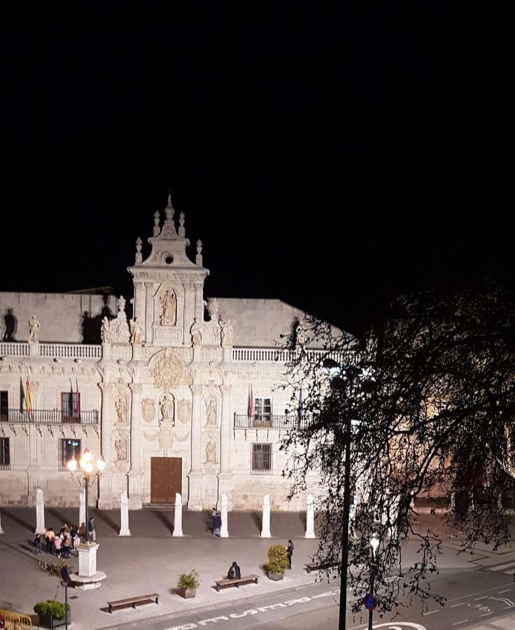 Universidad 4 Valladolid Zewnętrze zdjęcie